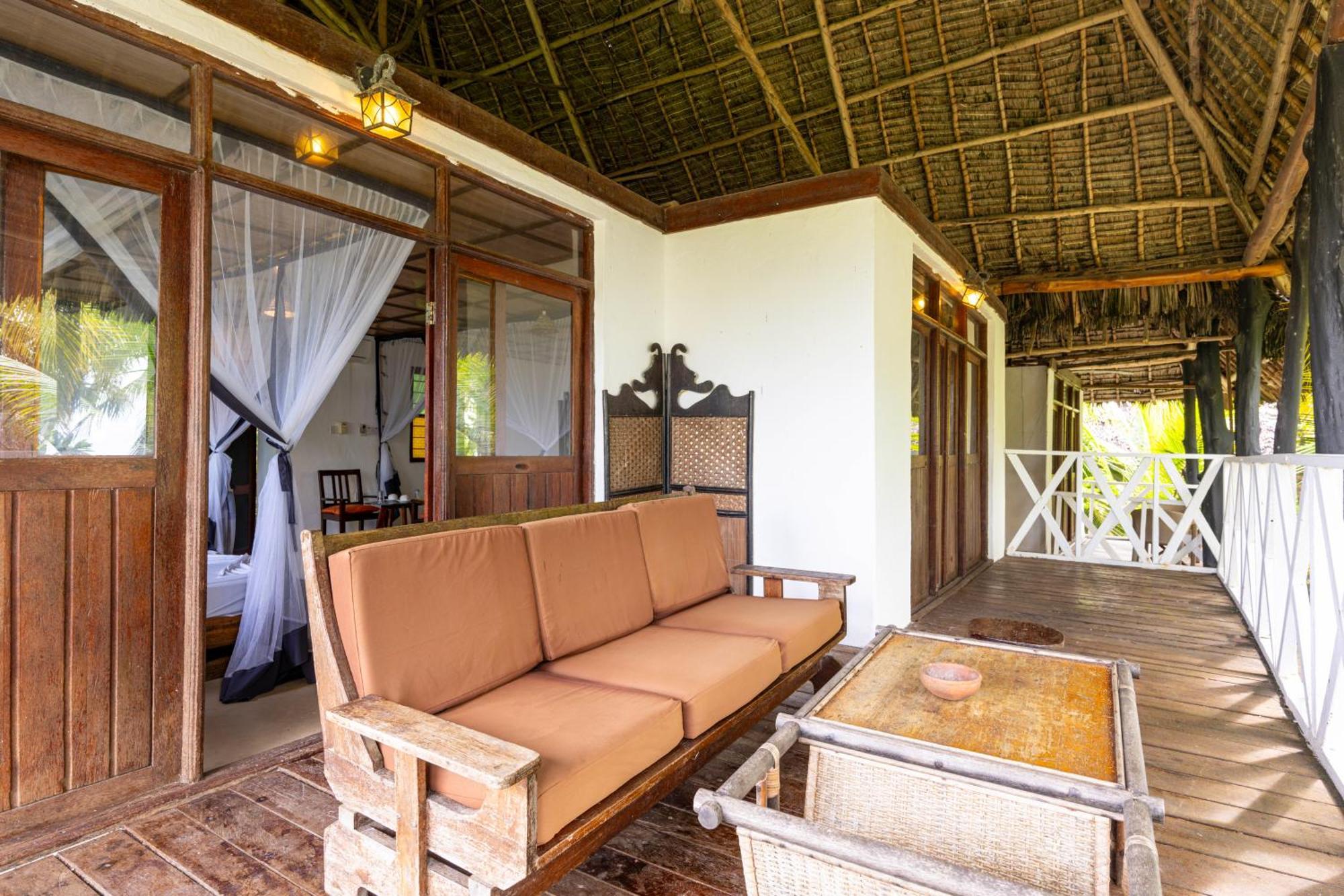The Seles Boutique Hotel Gazija Phòng bức ảnh